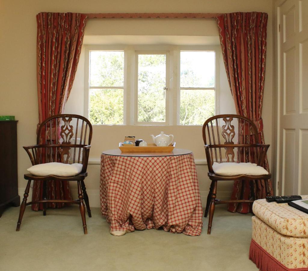 Aylworth Manor Bed and Breakfast Naunton Εξωτερικό φωτογραφία